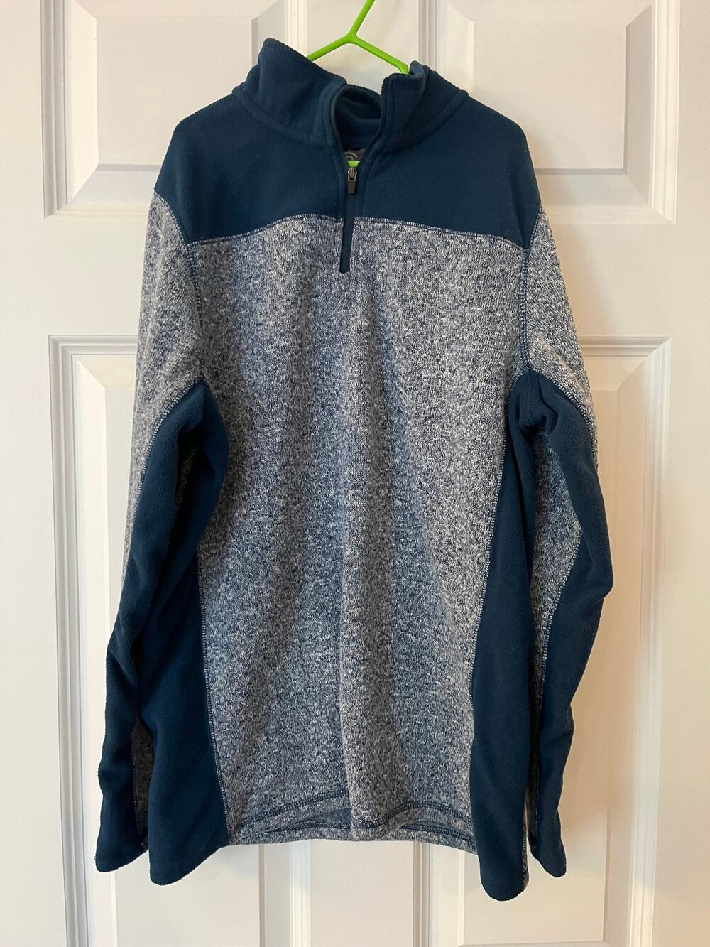 Champion Fleece Sweatshirt Large 12/14